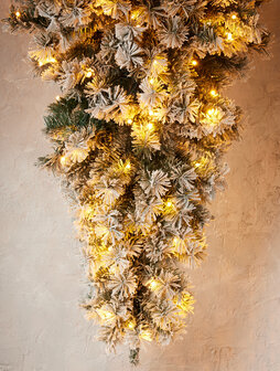 Wintervalley Trees - Kunstkerstboom George met LED verlichting - 150x98cm - Besneeuwd